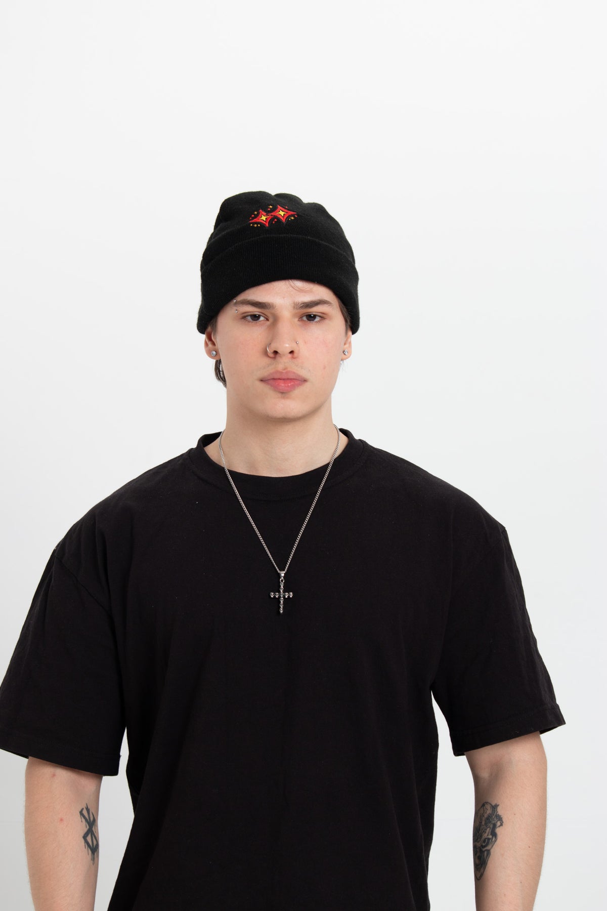Auwra Beanie - Black Ember