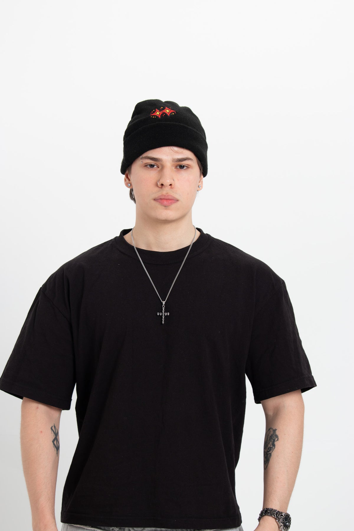 Auwra Beanie - Black Ember