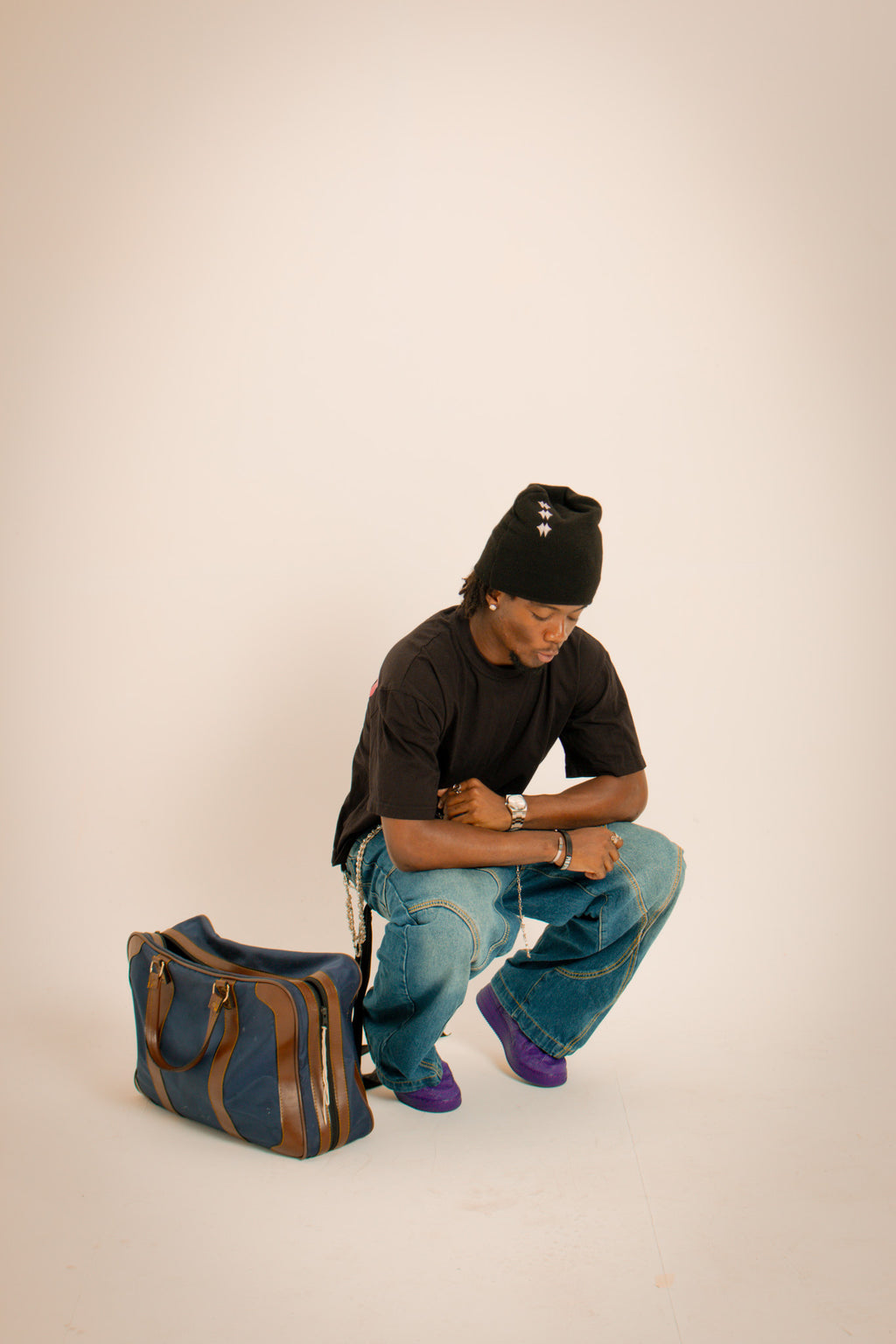 Auwra Beanie - Black Sigil