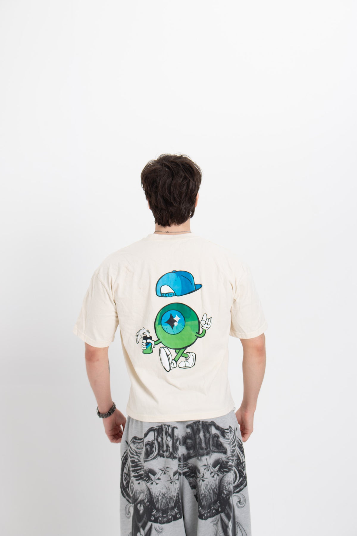 Auwra Star Eye Tee