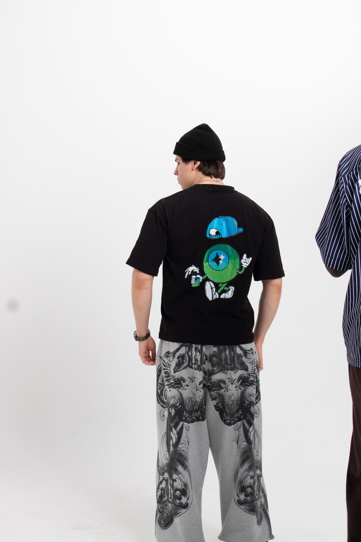 Auwra Star Eye Tee