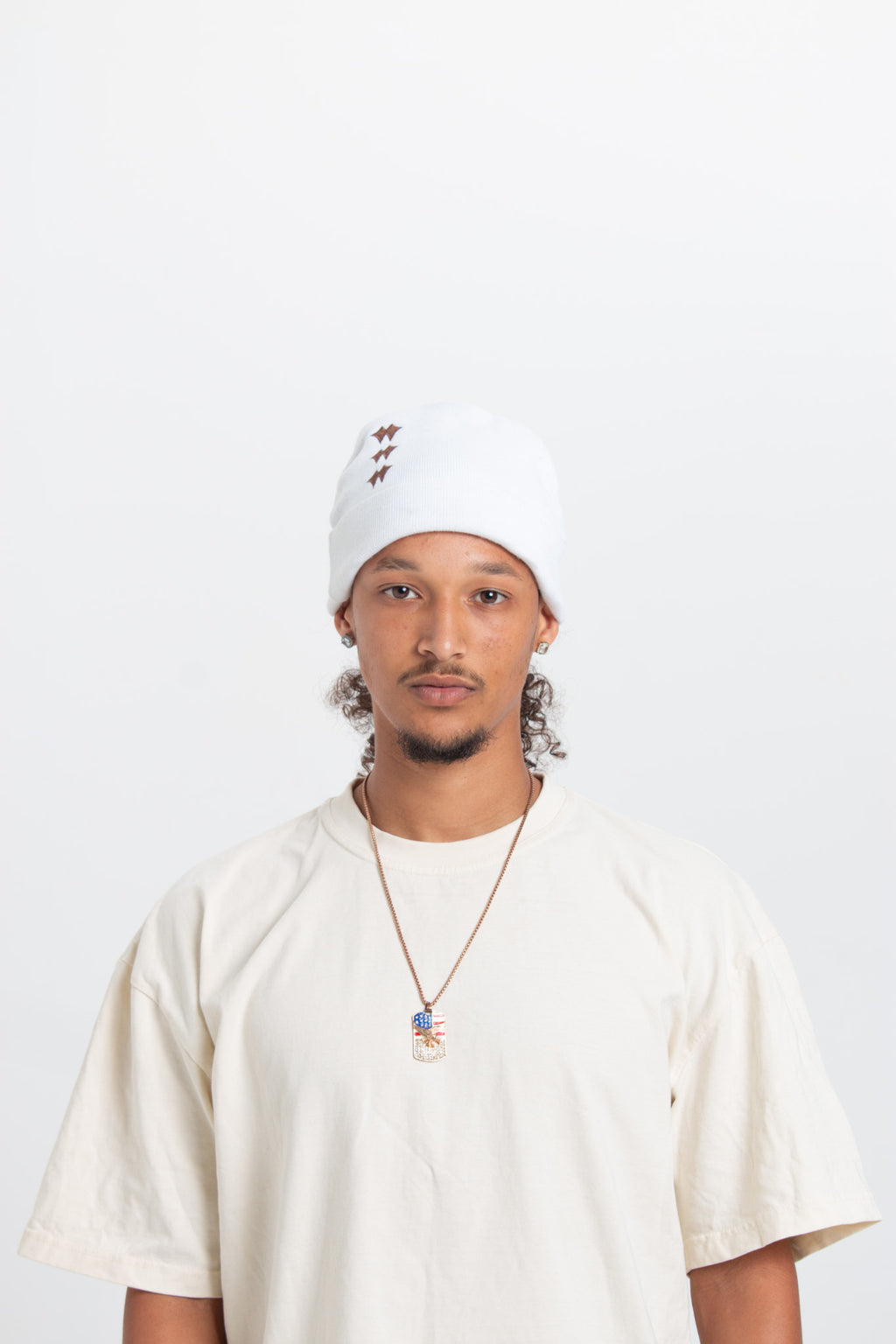 Auwra Beanie - White Rune